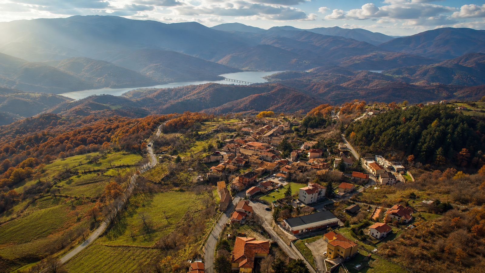 Fiamignano, panorama del borgo