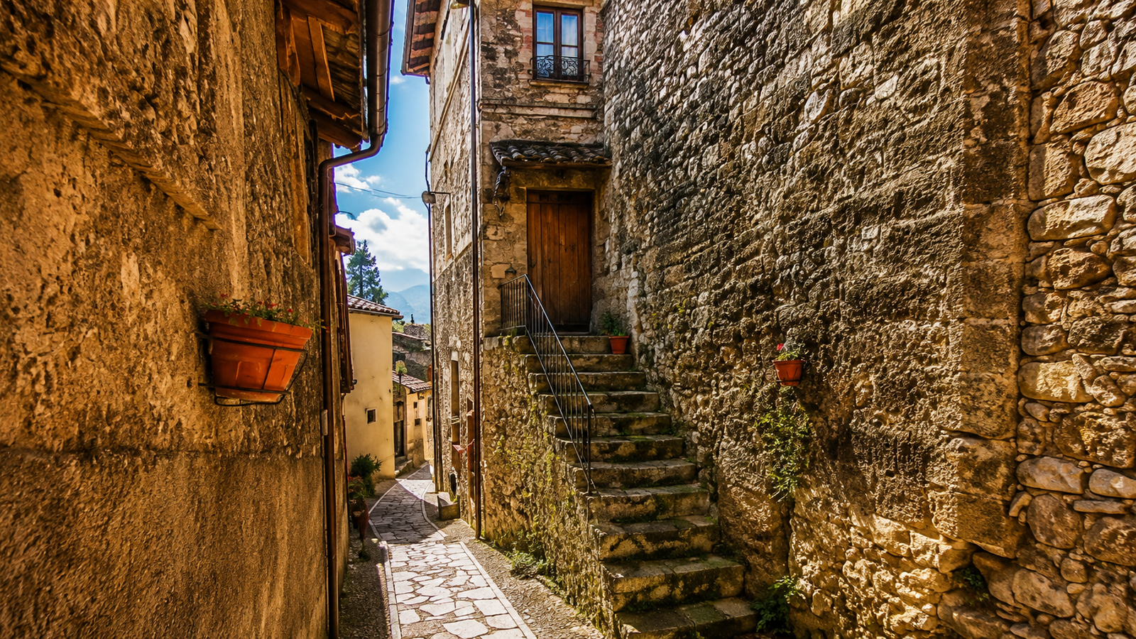 Poggio Catino e il paesaggio dei Monti Sabini