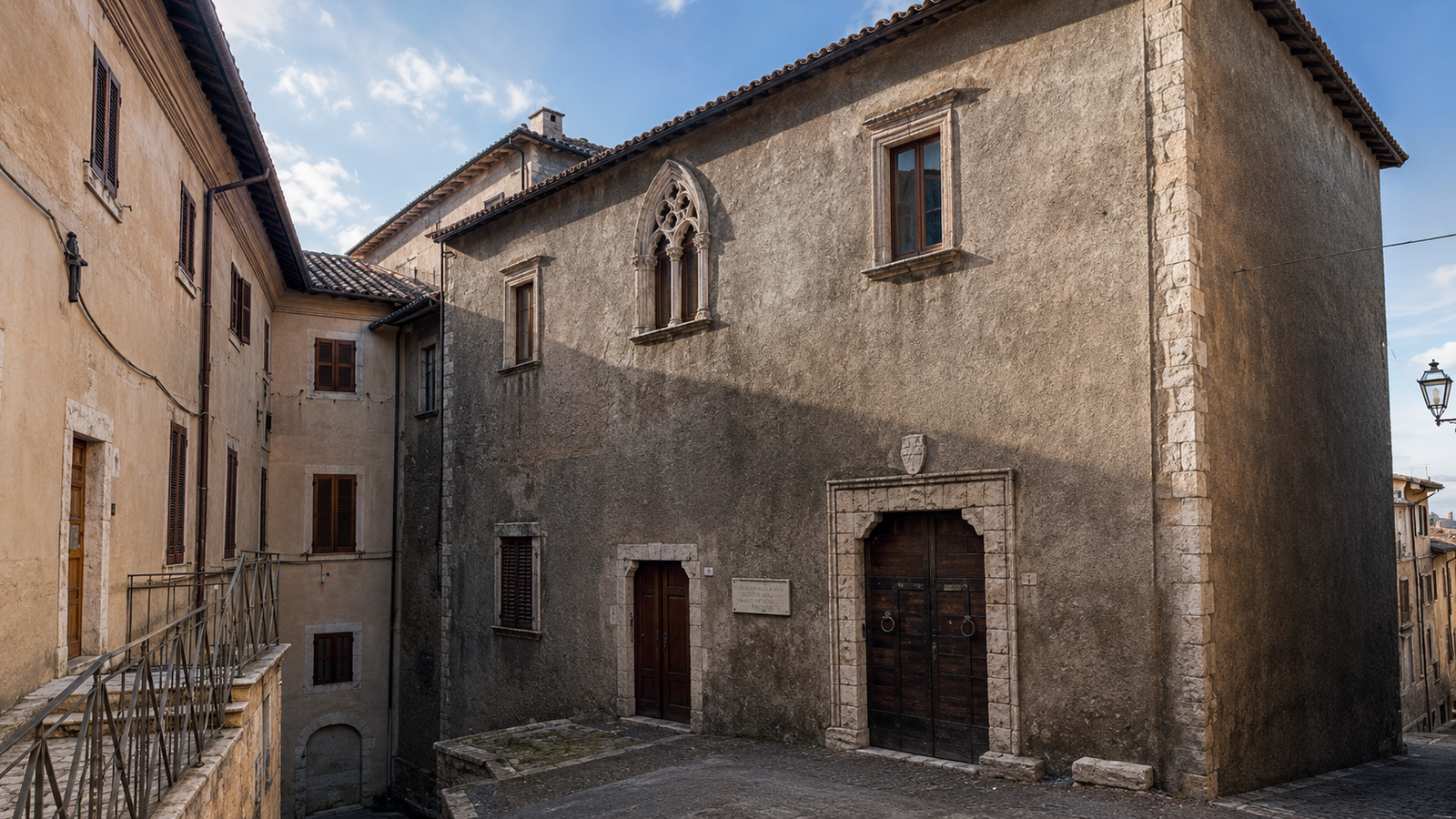 Palazzo degli Anguillara e borgo antico di Scandriglia